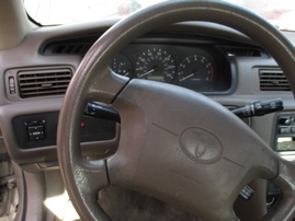 1997 TOYOTA CAMRY LE BEIGE 2.2L AT Z15055